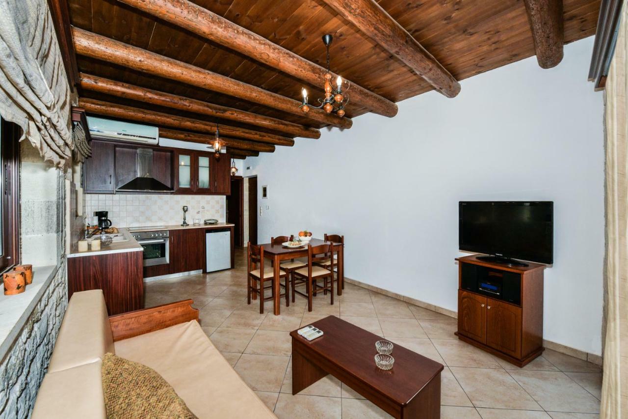 Ariadni Apartments Sfinárion エクステリア 写真
